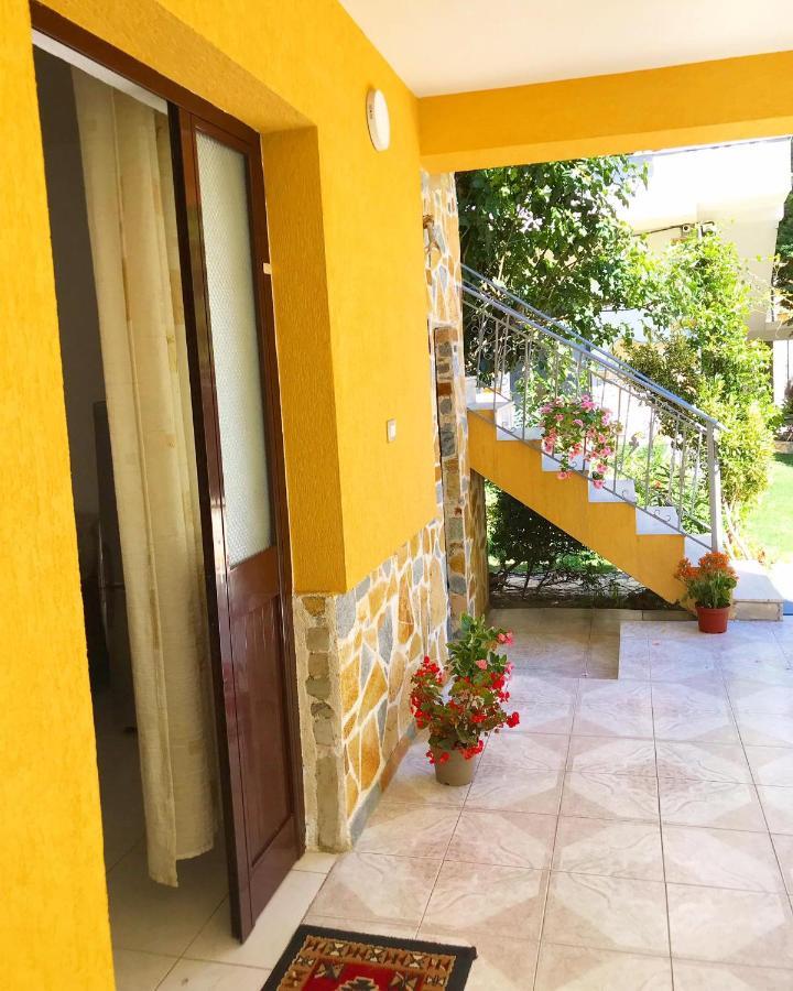 Vila Aliaj Luxury Apartment With 2 Rooms With Private Wonderful Terrace Драч Екстериор снимка