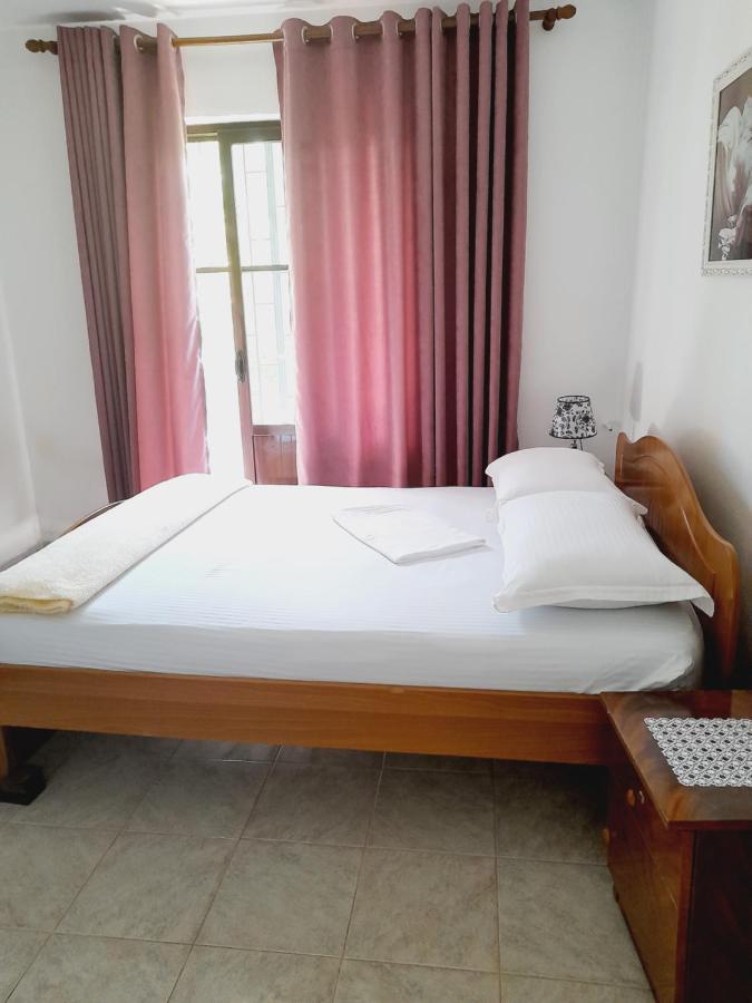 Vila Aliaj Luxury Apartment With 2 Rooms With Private Wonderful Terrace Драч Екстериор снимка