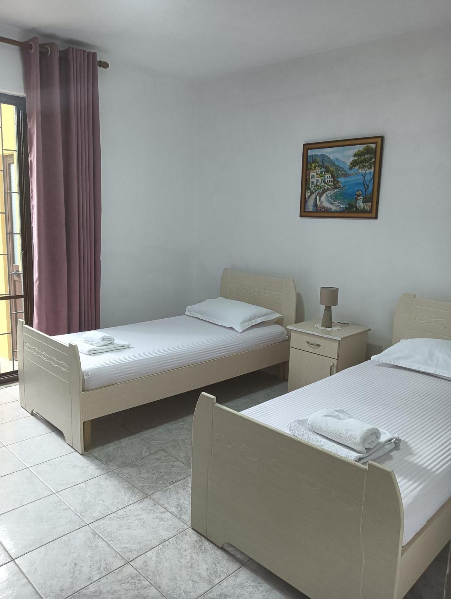 Vila Aliaj Luxury Apartment With 2 Rooms With Private Wonderful Terrace Драч Екстериор снимка