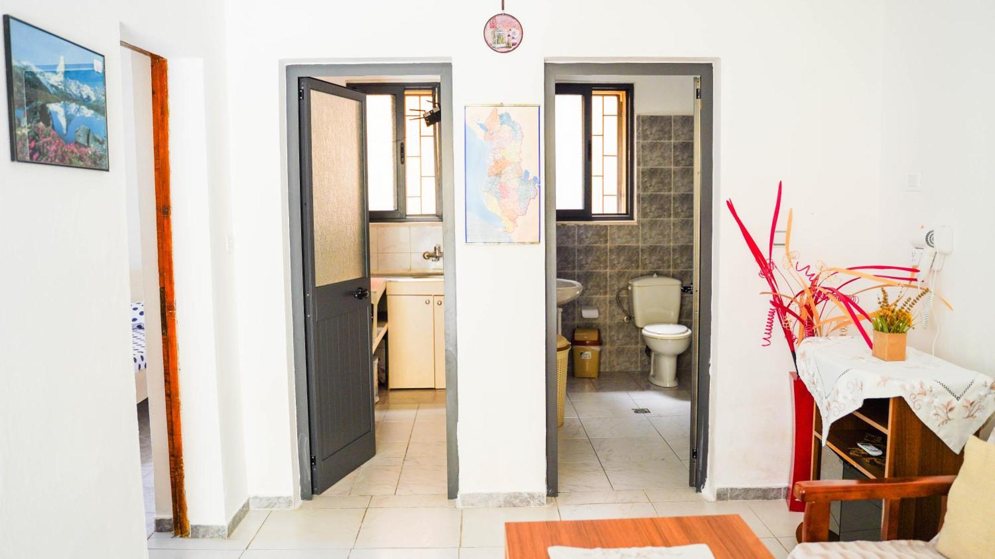 Vila Aliaj Luxury Apartment With 2 Rooms With Private Wonderful Terrace Драч Екстериор снимка