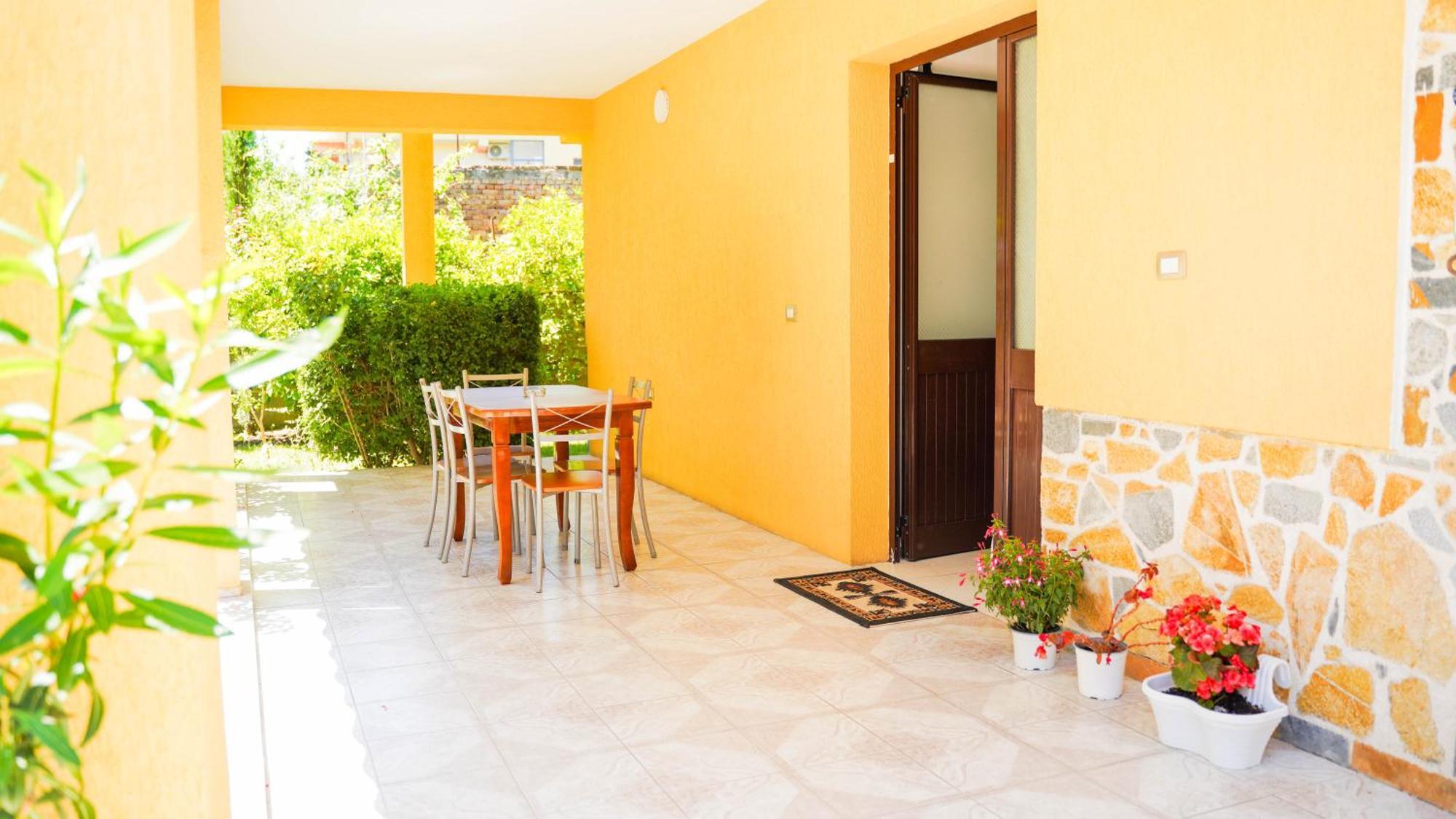Vila Aliaj Luxury Apartment With 2 Rooms With Private Wonderful Terrace Драч Екстериор снимка