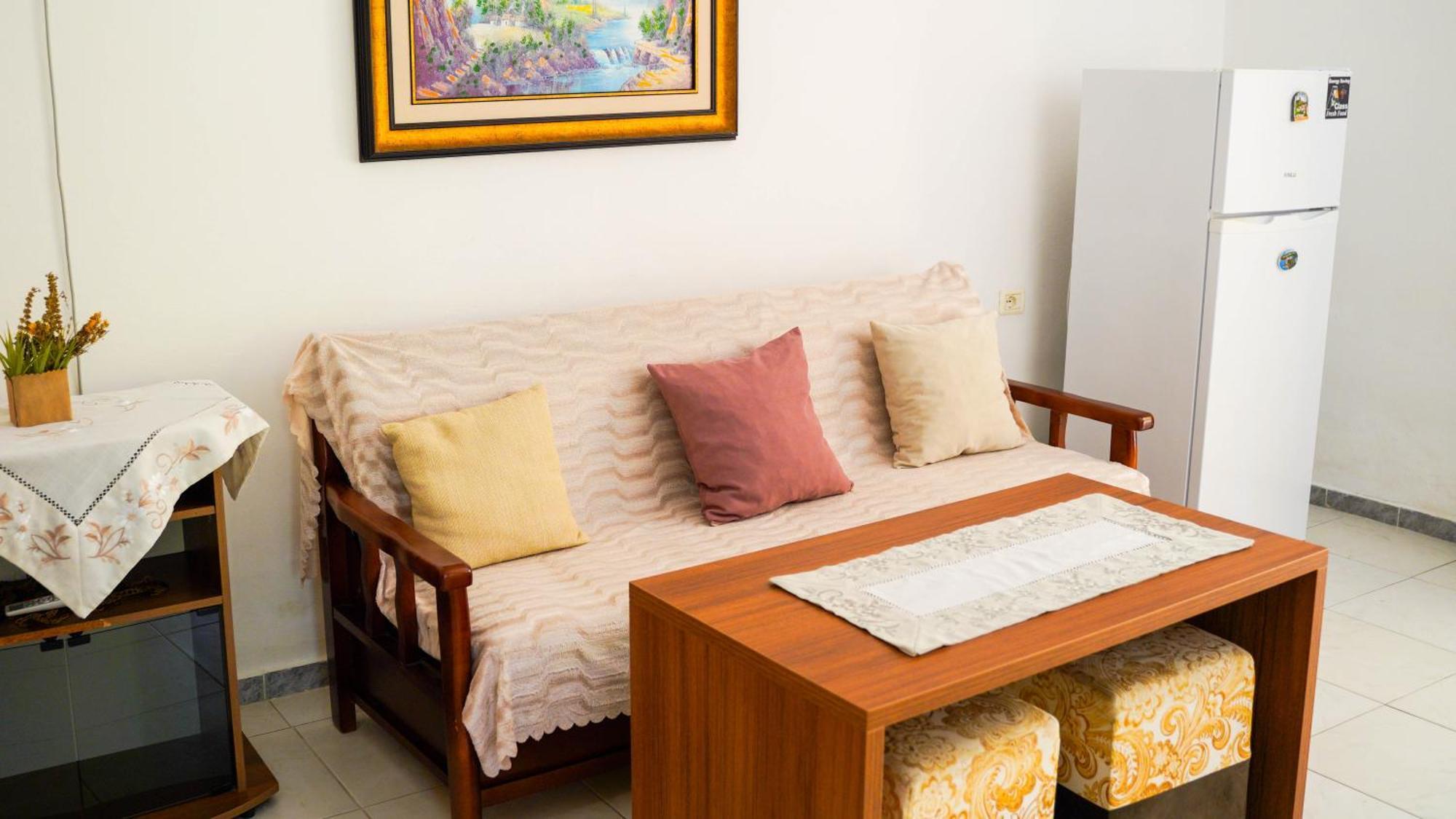 Vila Aliaj Luxury Apartment With 2 Rooms With Private Wonderful Terrace Драч Екстериор снимка