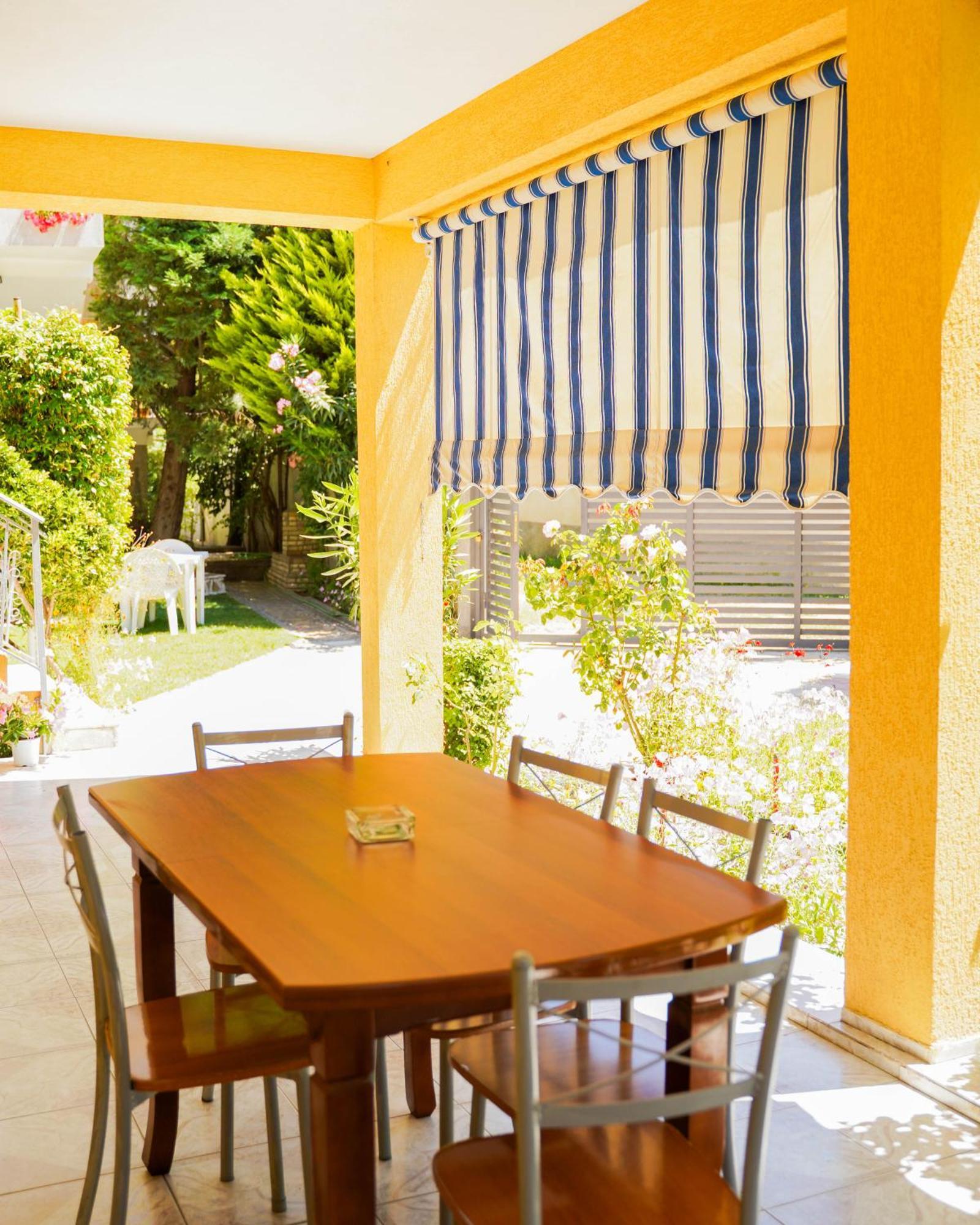 Vila Aliaj Luxury Apartment With 2 Rooms With Private Wonderful Terrace Драч Екстериор снимка